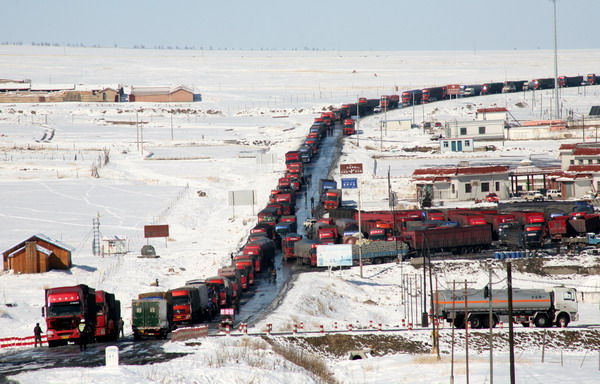 Snow causes delays