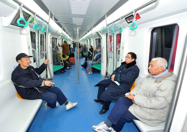 Beijing puts three subway lines into operation