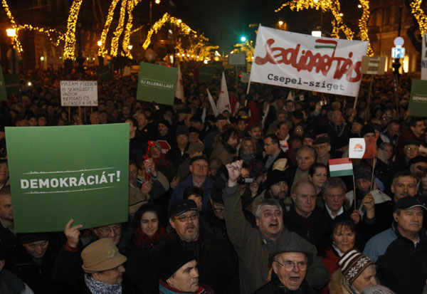 Hungarians protest against new constitution in Budapest