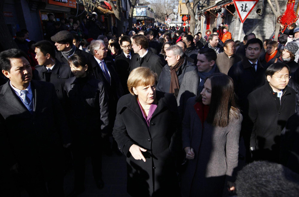 German chancellor visits Beijing <EM>hutong</EM>