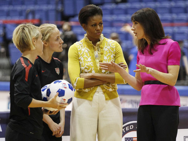 US, UK first ladies promote London Olympics