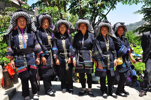 Ancient tea tree worshiped in SW China