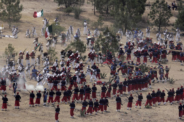 Mexicans re-enact battle with France