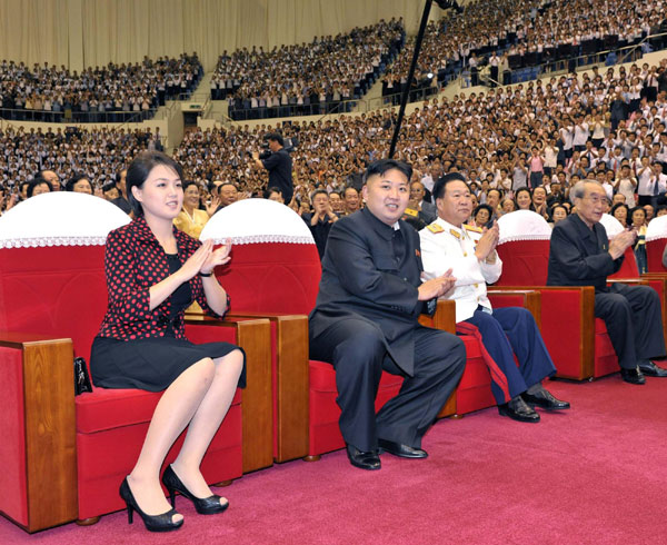 DPRK leader Kim Jong-un greets veterans