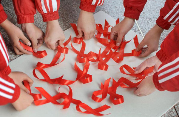 World AIDS Day marked in China