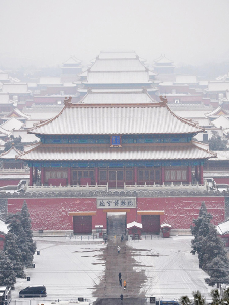 Beijing covered in snow