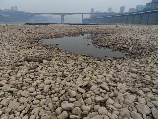 Dry river turned into leisure site in SW China