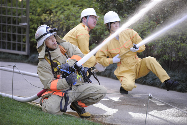 Drills held in Tokyo to mark 2nd anniversary of quake