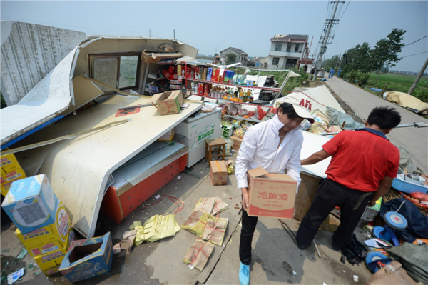 Tornadoes destroy 500 homes in E China