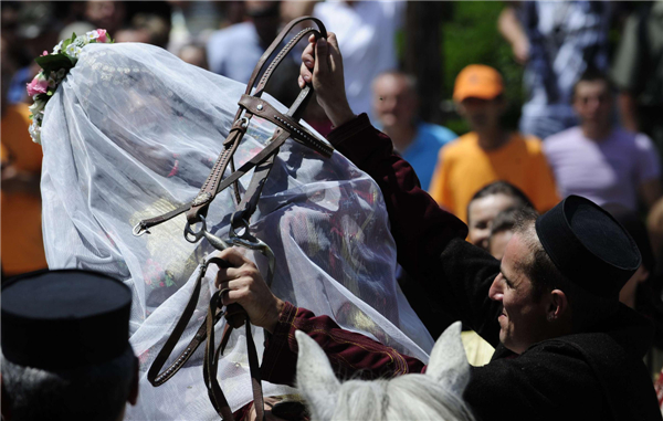 Traditional Macedonian wedding