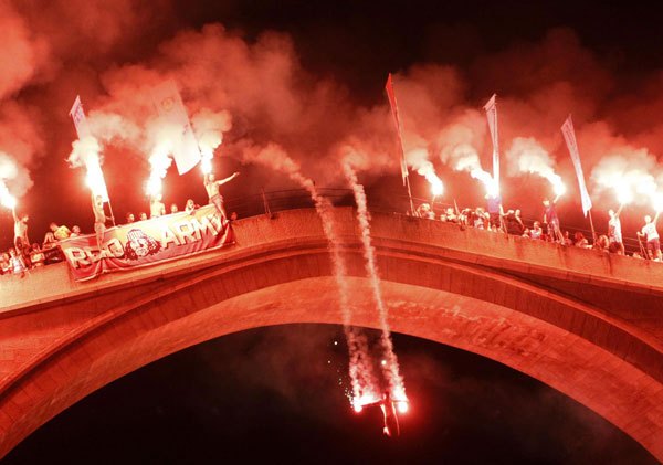 Leap of faith in Bosnian diving tradition