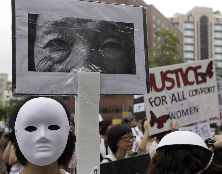 Protests arise in Taiwan over 'comfort women'