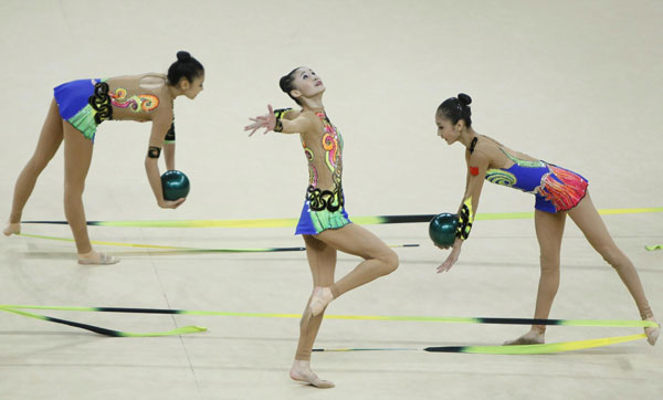 Chinese team performs at 32nd Rhythmic Gymnastics Worlds