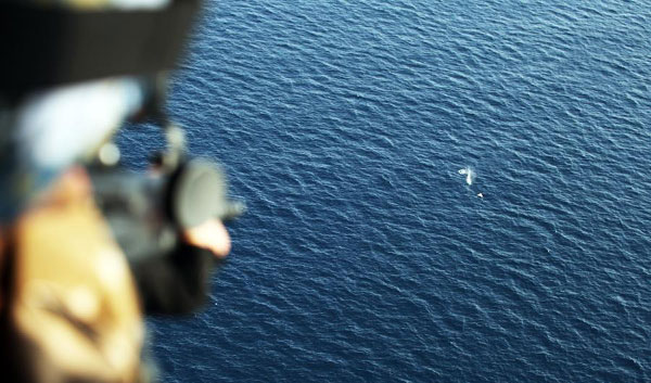 Special troop get shooting training in Gulf of Aden