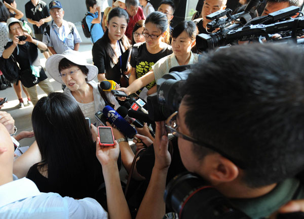 Peaceful assembly for Nanjing victims