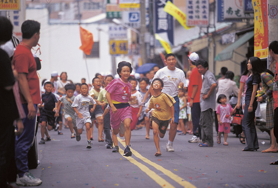 Photographers' lenses on Taiwan