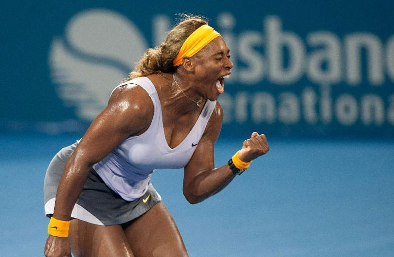 Serena Williams advances to women's singles final