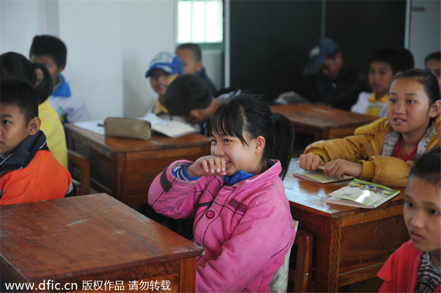 Students in S China learn how to prevent sexual assault