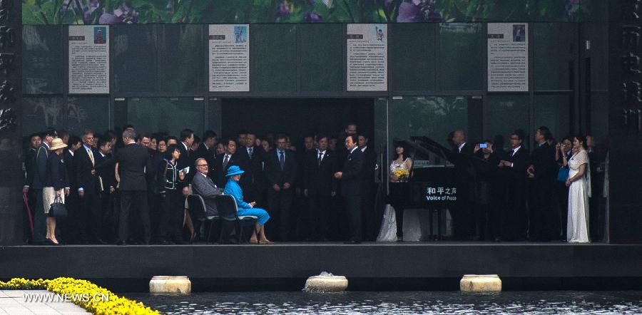 Danish Queen visits Nanjing Massacre Memorial Hall