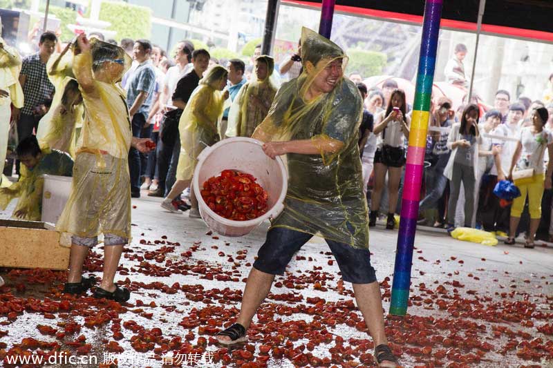 La Tomatina in Shenzhen