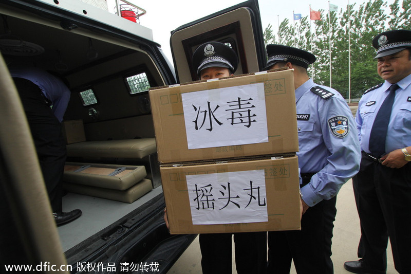 China's regions battle against drugs