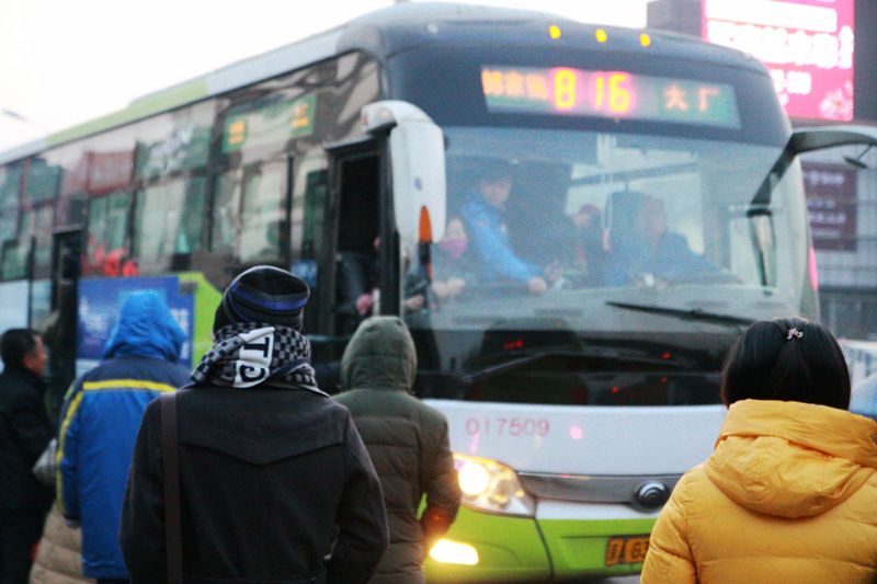 Daily commuting in focus between Beijing and Yanjiao