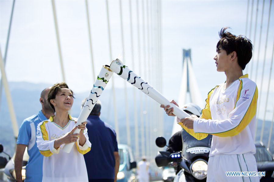 Chinese torchbearers attend Olympics torch relay in Greece