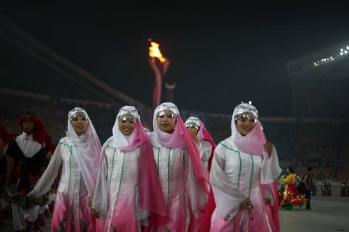 Actors attending the opening ceremony