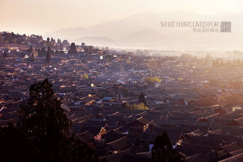 Lijiang, the terminal of the time