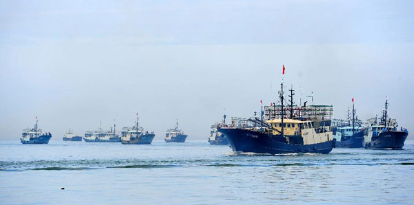 Fishing fleet returns to Sanya Port