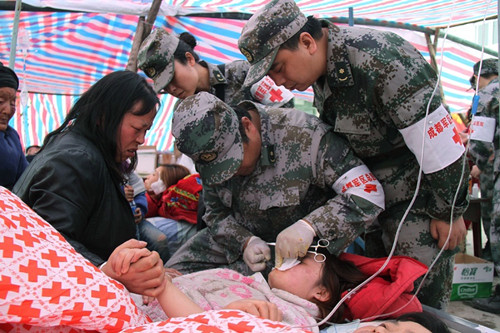 First air-lift medical team withdraws from Lushan quake zone