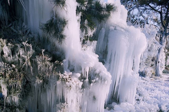 Beautiful snow-covered landscape at Binhe park