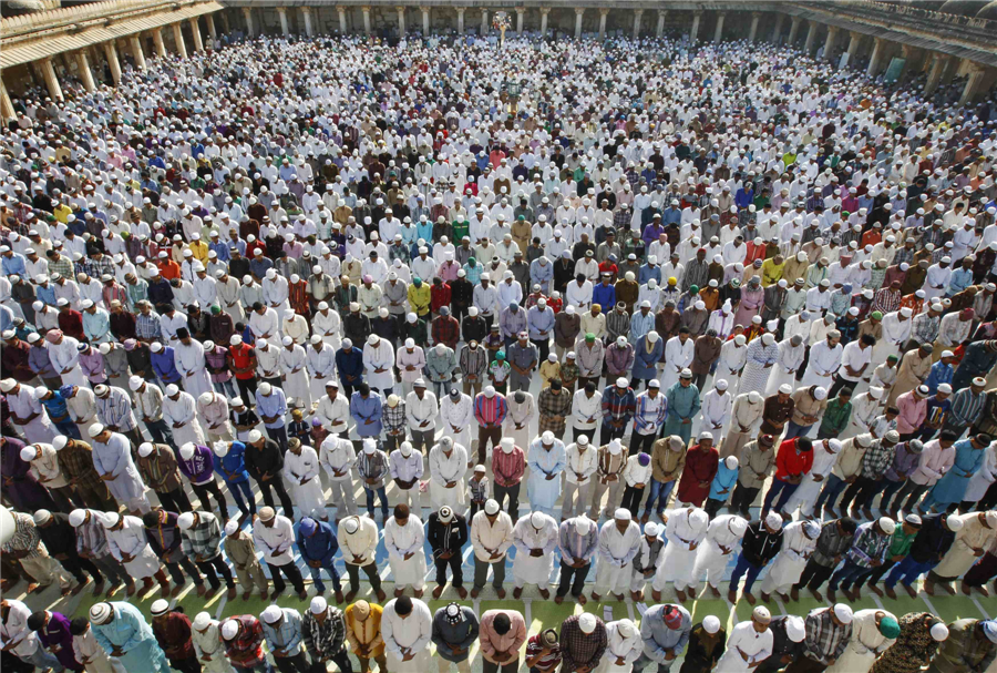 Muslims offer Eid al-Adha prayers in India