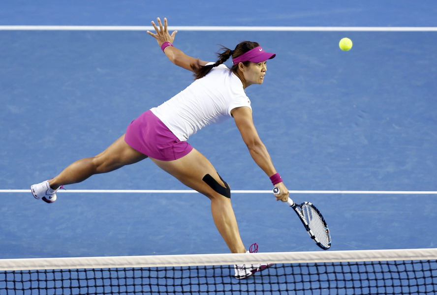 Li Na beats Cibulkova to win Australian Open