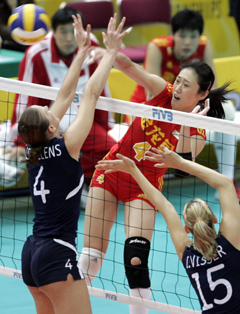 China make last eight