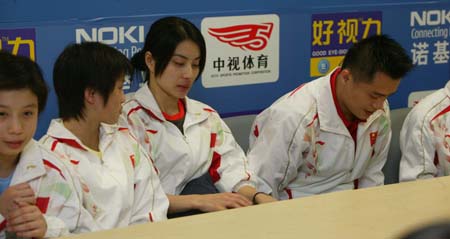 Guo Jingjing comes to Nanjing for training