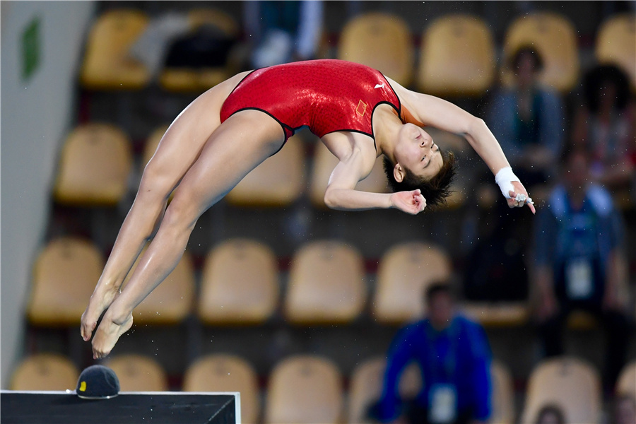 Chinese teenagers take gold, silver on 10m platform