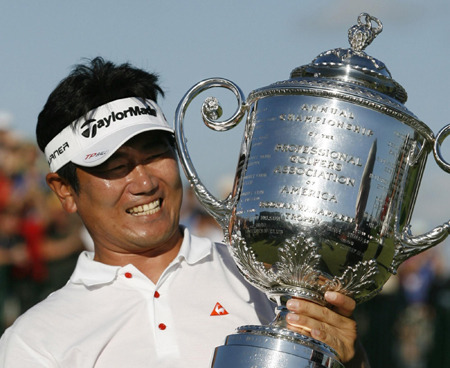 Y.E. Yang wins PGA Championship