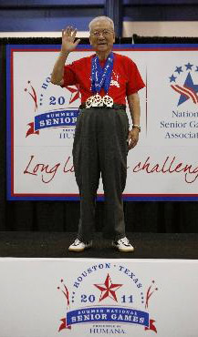 90-yr-old Chinese wins 3 golds at US National Senior Games