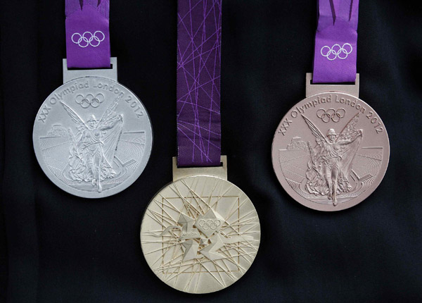 London 2012 unveils Olympic medals