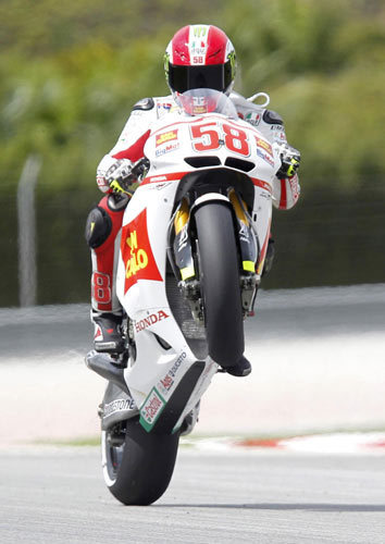 Honda MotoGP rider Simoncelli dies in Malaysian smash