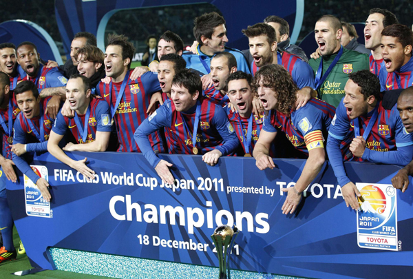 'Invincible' Barca crush Santos to win Club World Cup