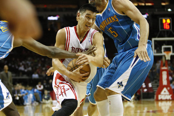 Rockets beats Hornets in preseason game