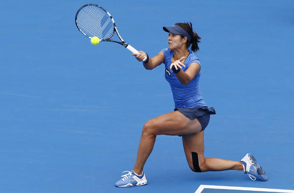 Radwanska soars in Sydney, Ferrer struts in NZ