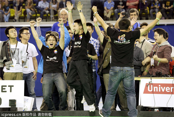 Robots fulfill China's soccer dream