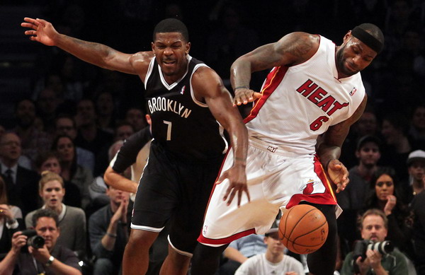 Nets put more hurt on Heat