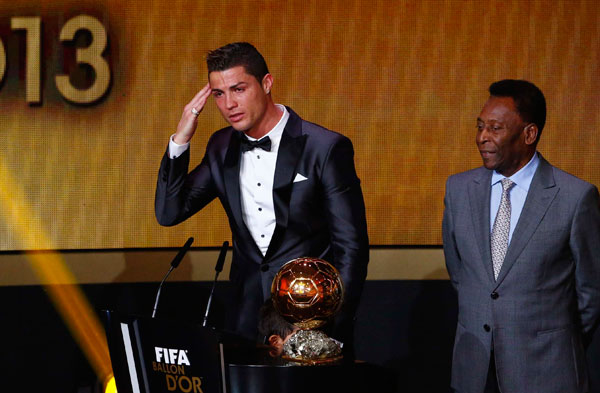 Cristiano Ronaldo wins FIFA best player award