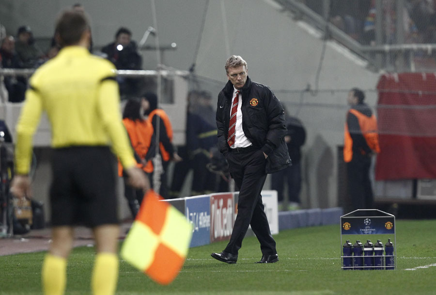 Greek misery for United as Olympiakos win 2-0