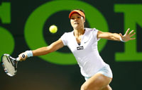 Li edges Cibulkova in Sony Open semi