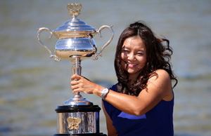 Li Na graces fashion magazine ahead of French Open